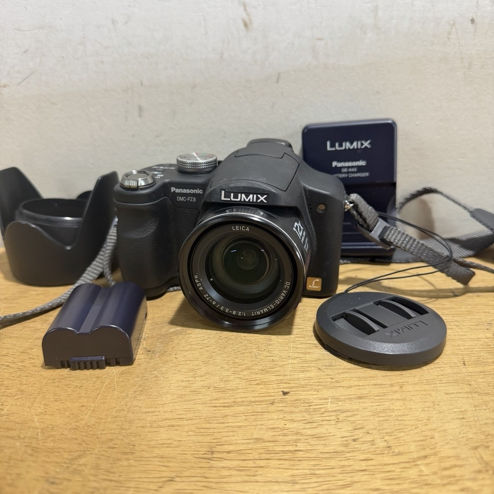 Panasonic Lumix DMC-FZ8 7.2MP Digital Camera W/ Charger Tested Compact Y2K